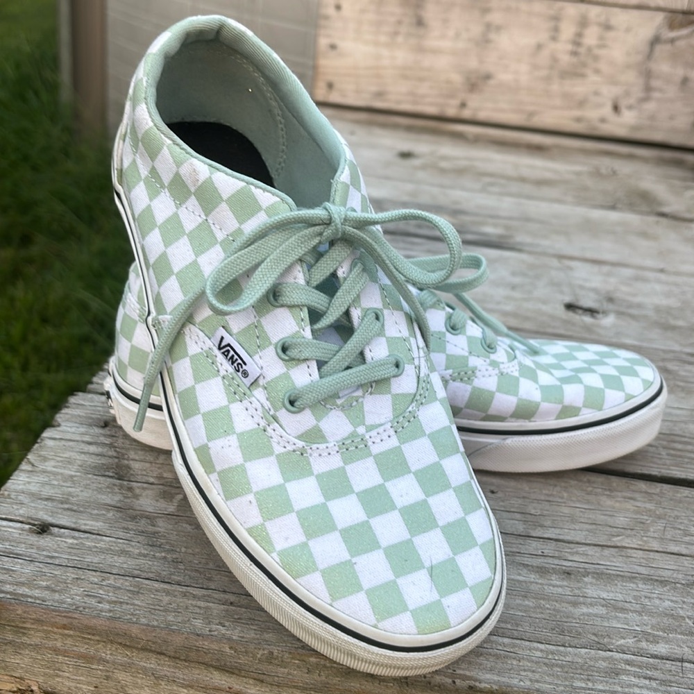 Vans checkered girls sneakers